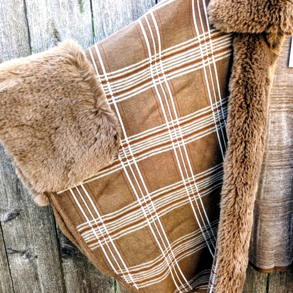 Super Cozy Vegan Fur Oversized Dolman Cardigan Sweater Kimono - Picture 5 of 8